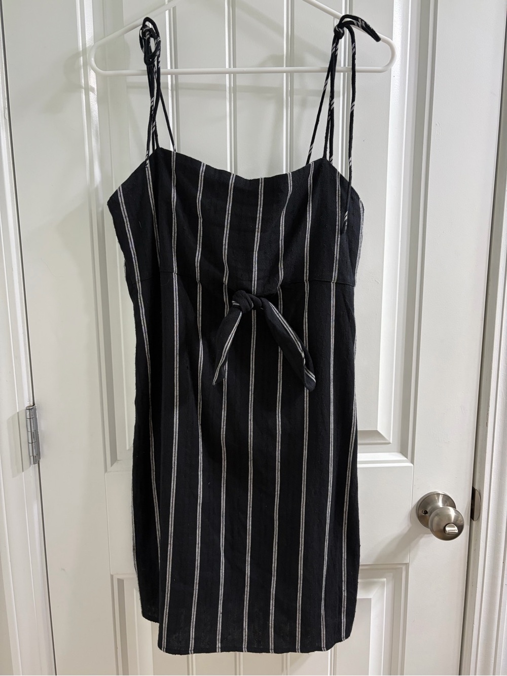 Billabong Black Striped Linen Blend Tie-Front Mini Dress Sz L Coastal Casual
